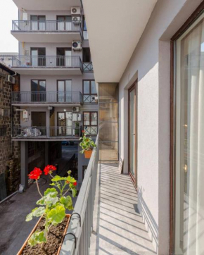 Wehost Apartment Near Piazza